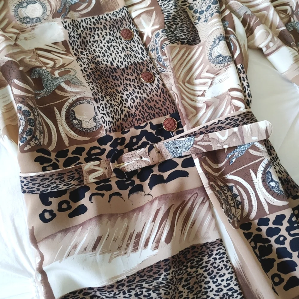 D'allaird's vintage 80s brown animal print belted midi dress. Size 16 - Picture 6 of 17